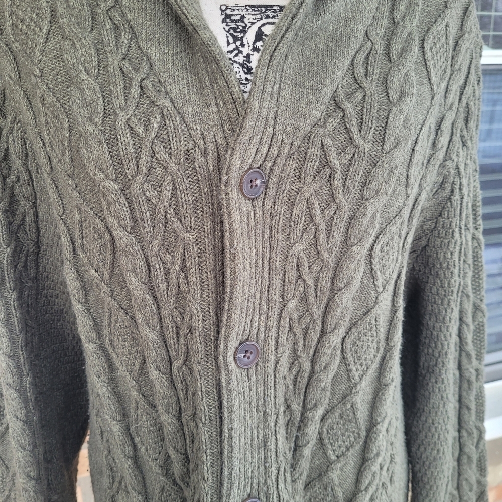 L.L.Bean Men's Olive Fisherman Cable Knit Sweater- Size L - Picture 8 of 14